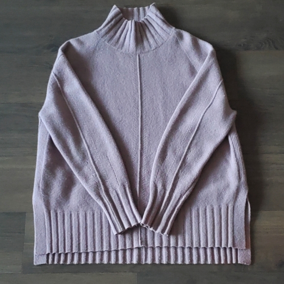 ๐ HOST PICK ๐ Reiss ๐ฌ๐ง Wool/Cashmere Oversized Sweater - Picture 8 of 10